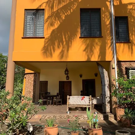 Lions Home Diani Beach Exterior photo
